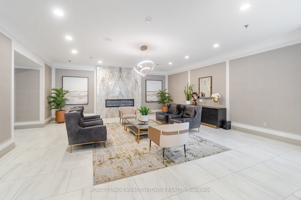 75 King Street E 406, Mississauga