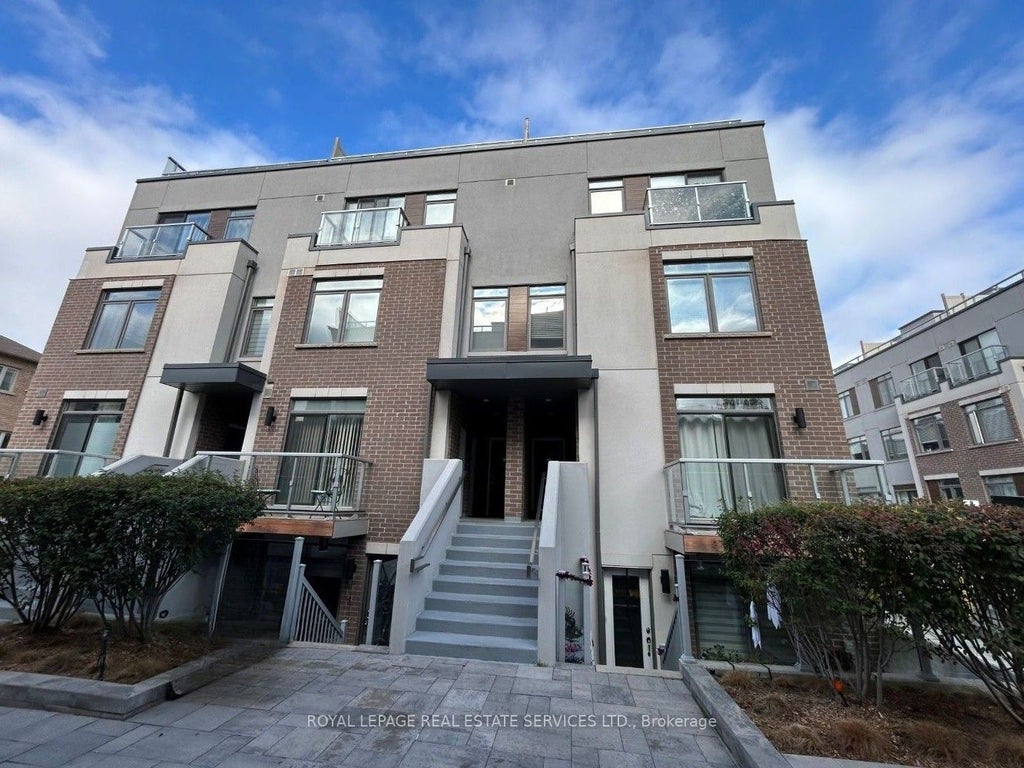 3066 Sixth Line 347, Oakville