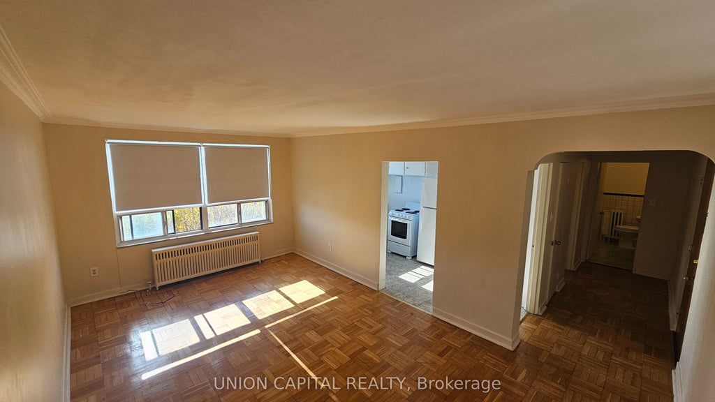 1969 Eglinton Avenue W 107, Toronto W03