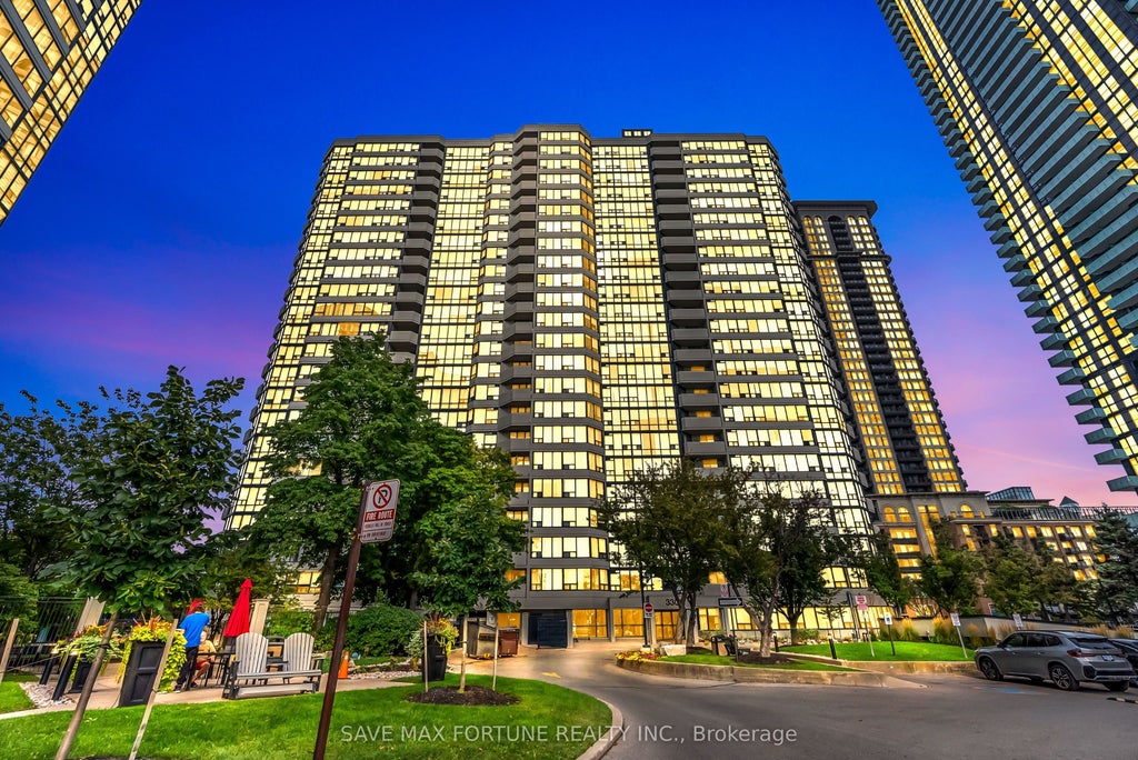 330 Rathburn Road W 1006, Mississauga