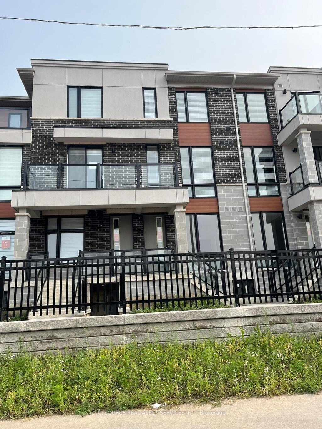 70 Knotsberry Circle 55, Brampton