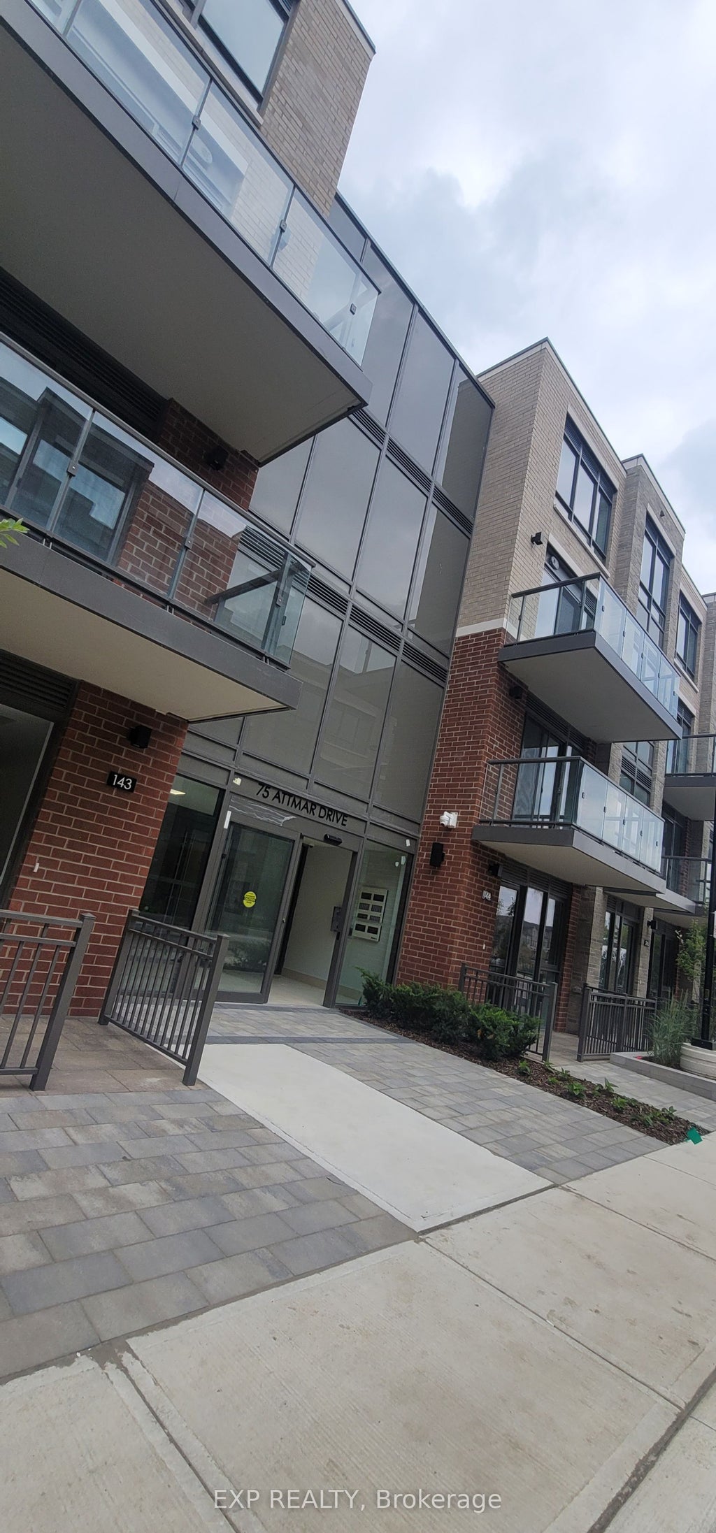 75 Attmar Drive W 242, Brampton