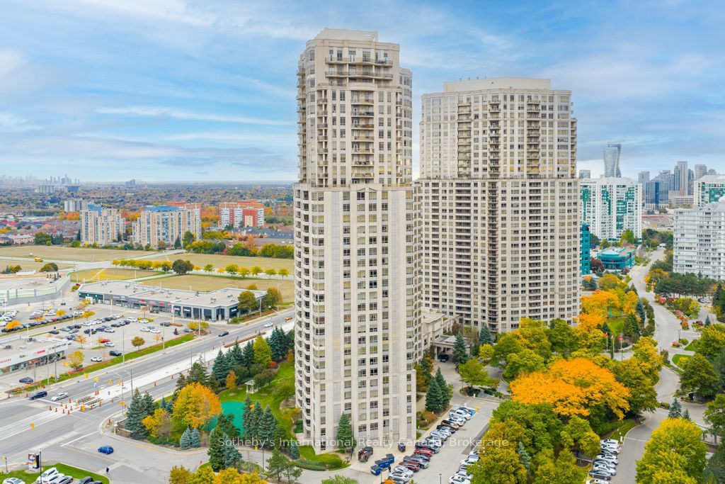 25 Kingsbridge Garden Circle 222, Mississauga