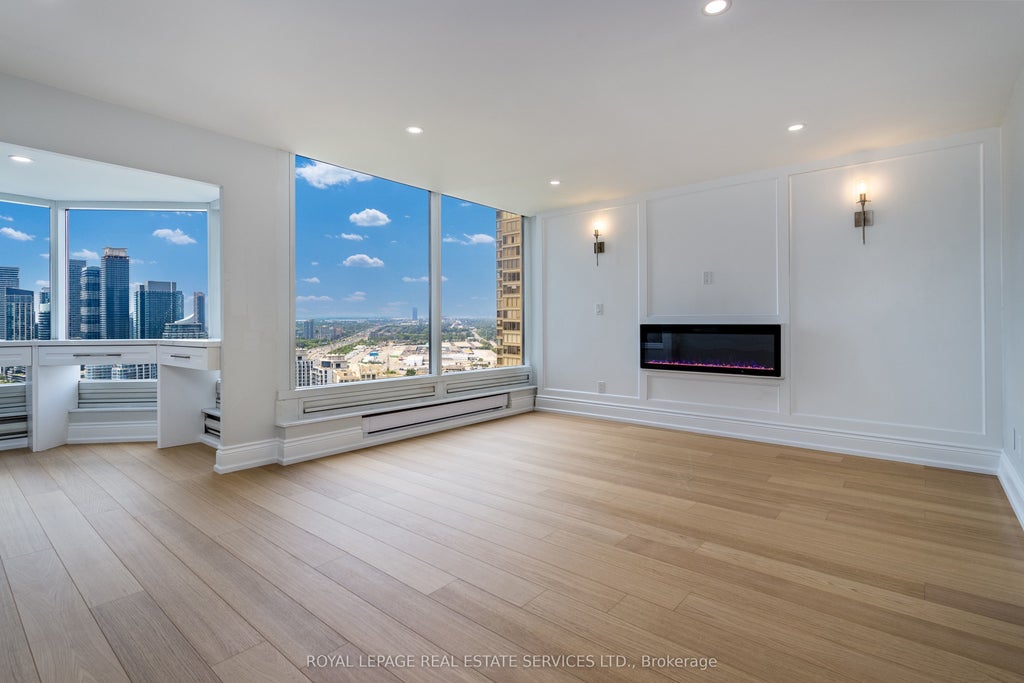 1 Palace Pier Court 3608, Toronto W06