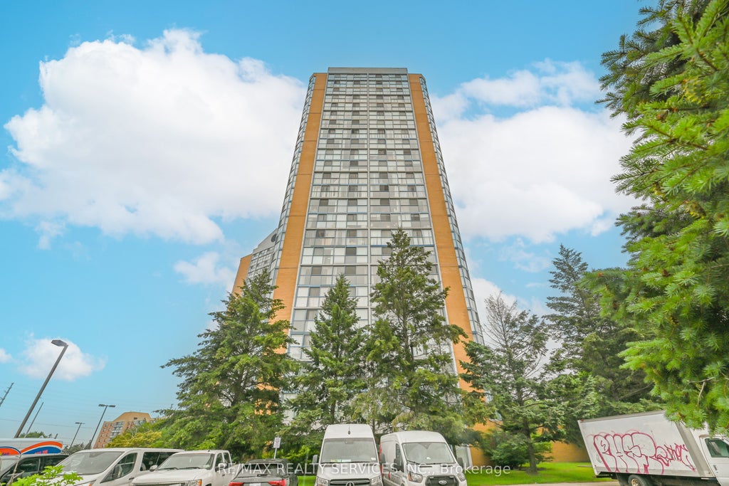 35 Trailwood Drive 1911, Mississauga