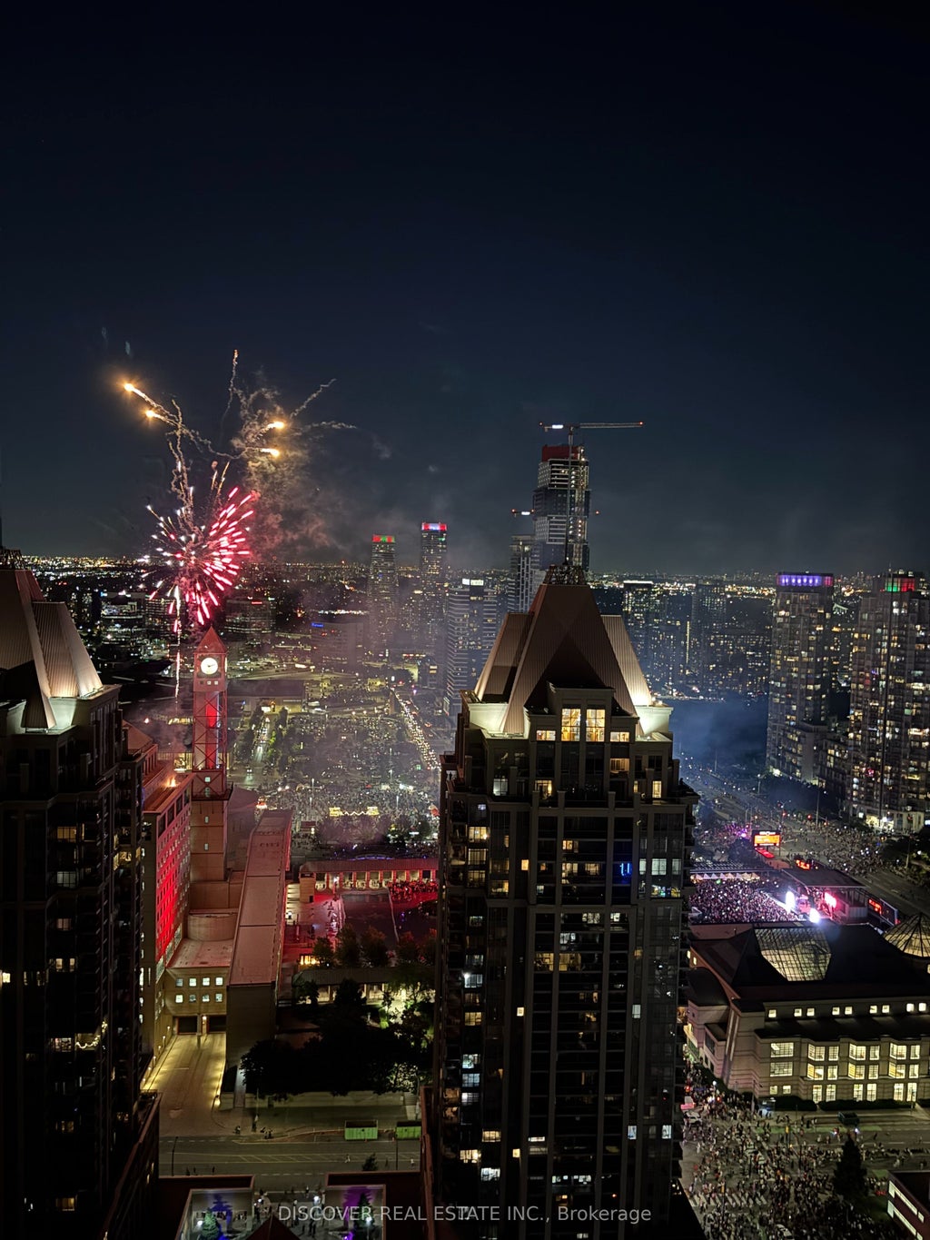 4065 Confederation Parkway 3704, Mississauga