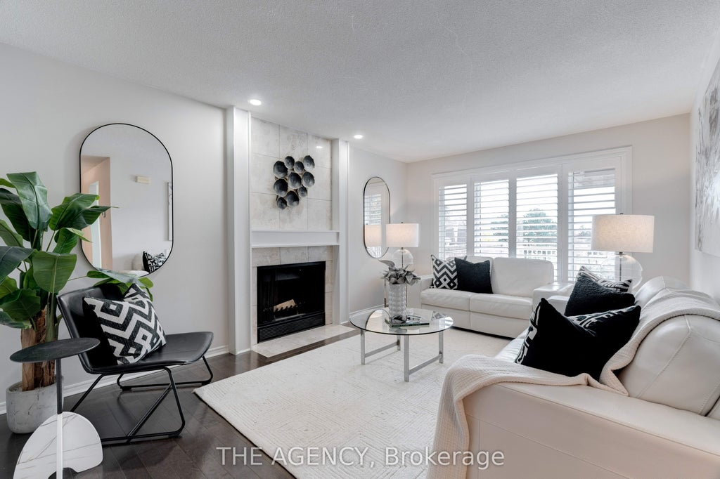 1509 Upper Middle Road 4, Burlington