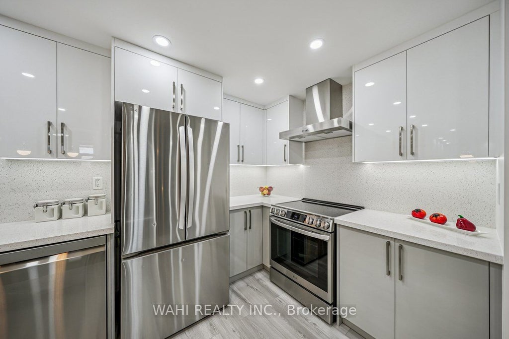 299 Mill Road 1003, Toronto W08