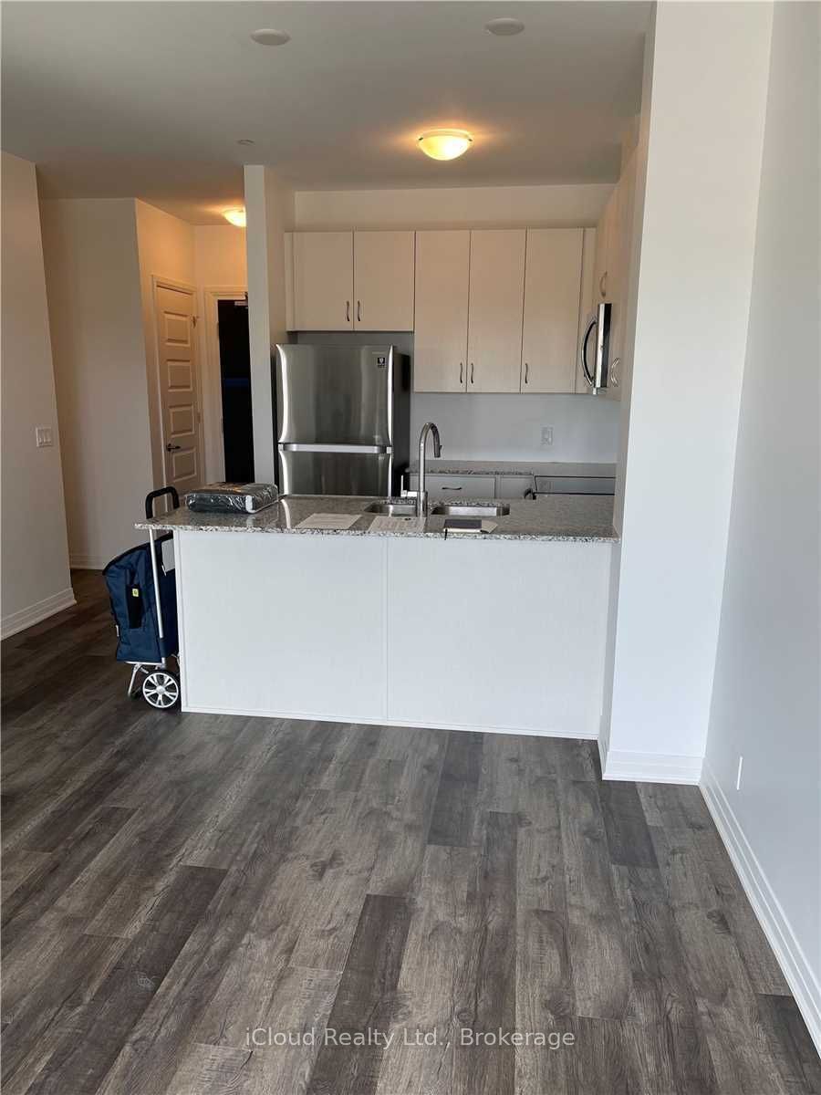 102 Grovewood Common Drive 320, Oakville