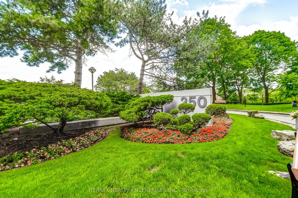 250 Scarlett Road 1809, Toronto W03