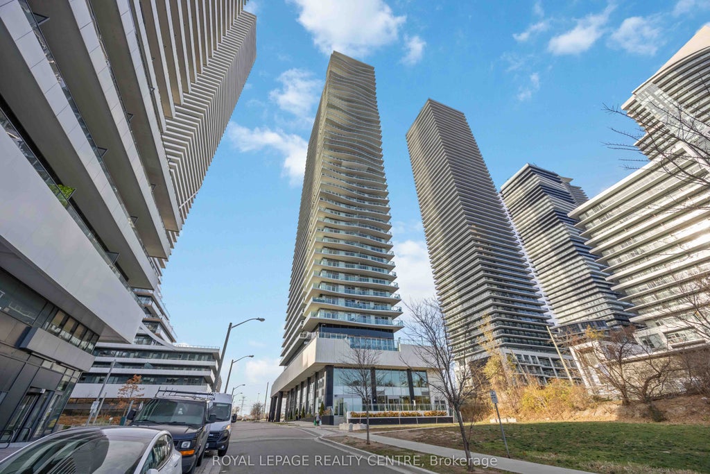 33 Shore Breeze Drive W 2109, Toronto W06