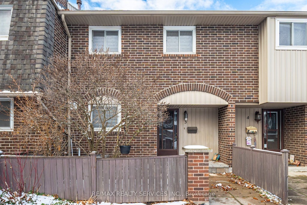 1306 Guelph Line Unit 3, Burlington