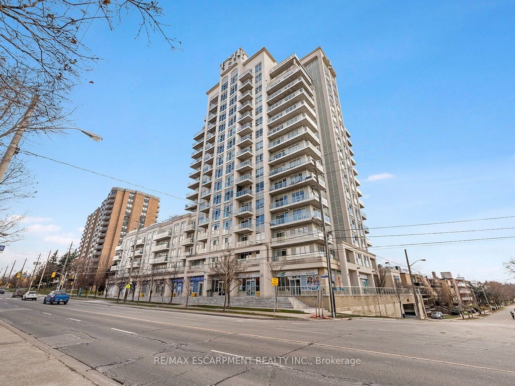 3865 Lake Shore Boulevard W 401, Toronto W06