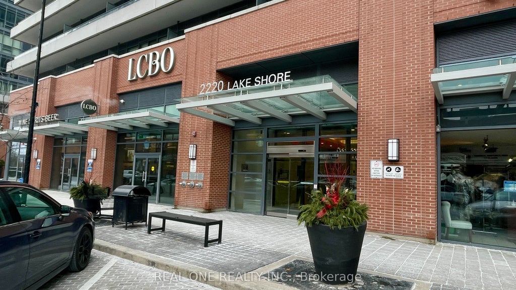 2220 Lakeshore Boulevard 809, Toronto W06