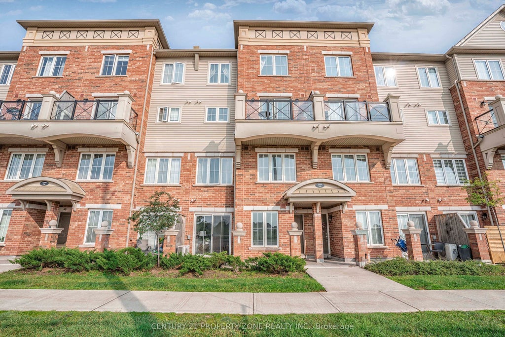 2500 Post Road 4, Oakville