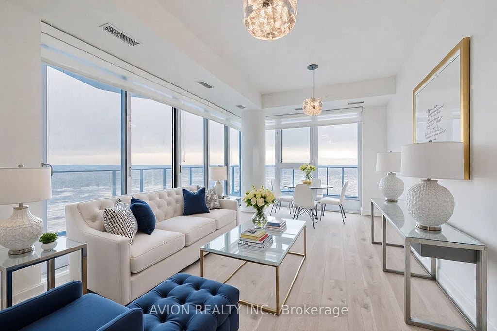 36 Zorra Street 3008, Toronto W08