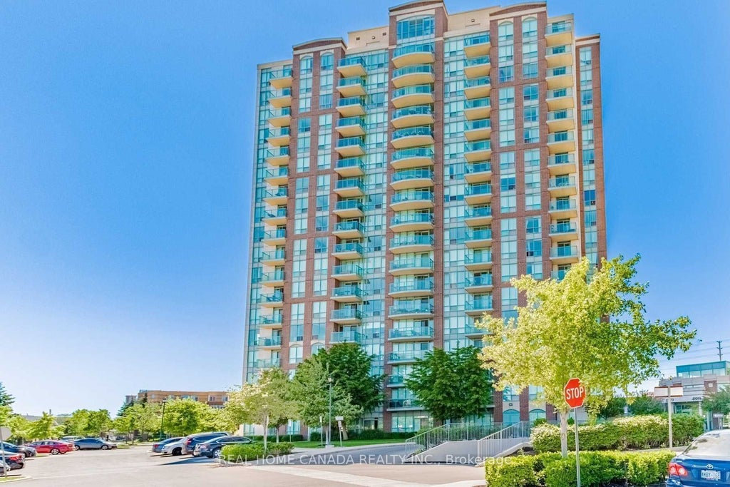 4879 Kimbermount Avenue 1802, Mississauga