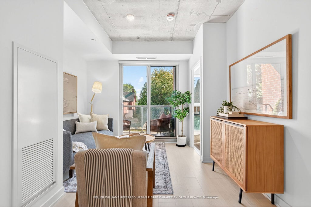 57 Brock Avenue 215, Toronto W01