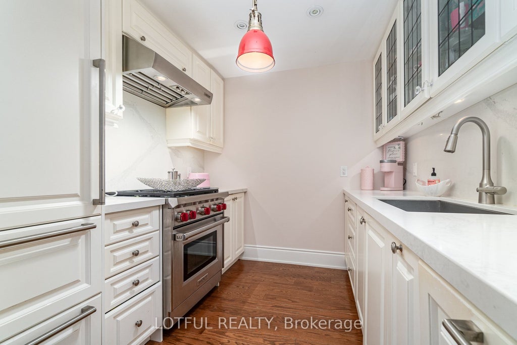 3500 Lakeshore Road W 711, Oakville