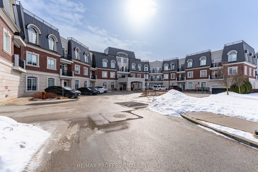 2300 Upper Middle Road 228, Oakville