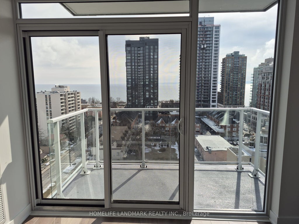 2088 James Street 1208, Burlington