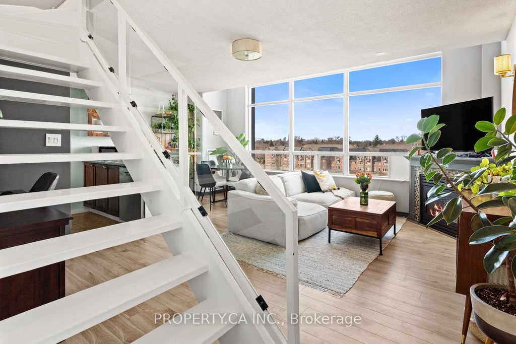 200 Manitoba Street 421, Toronto W06