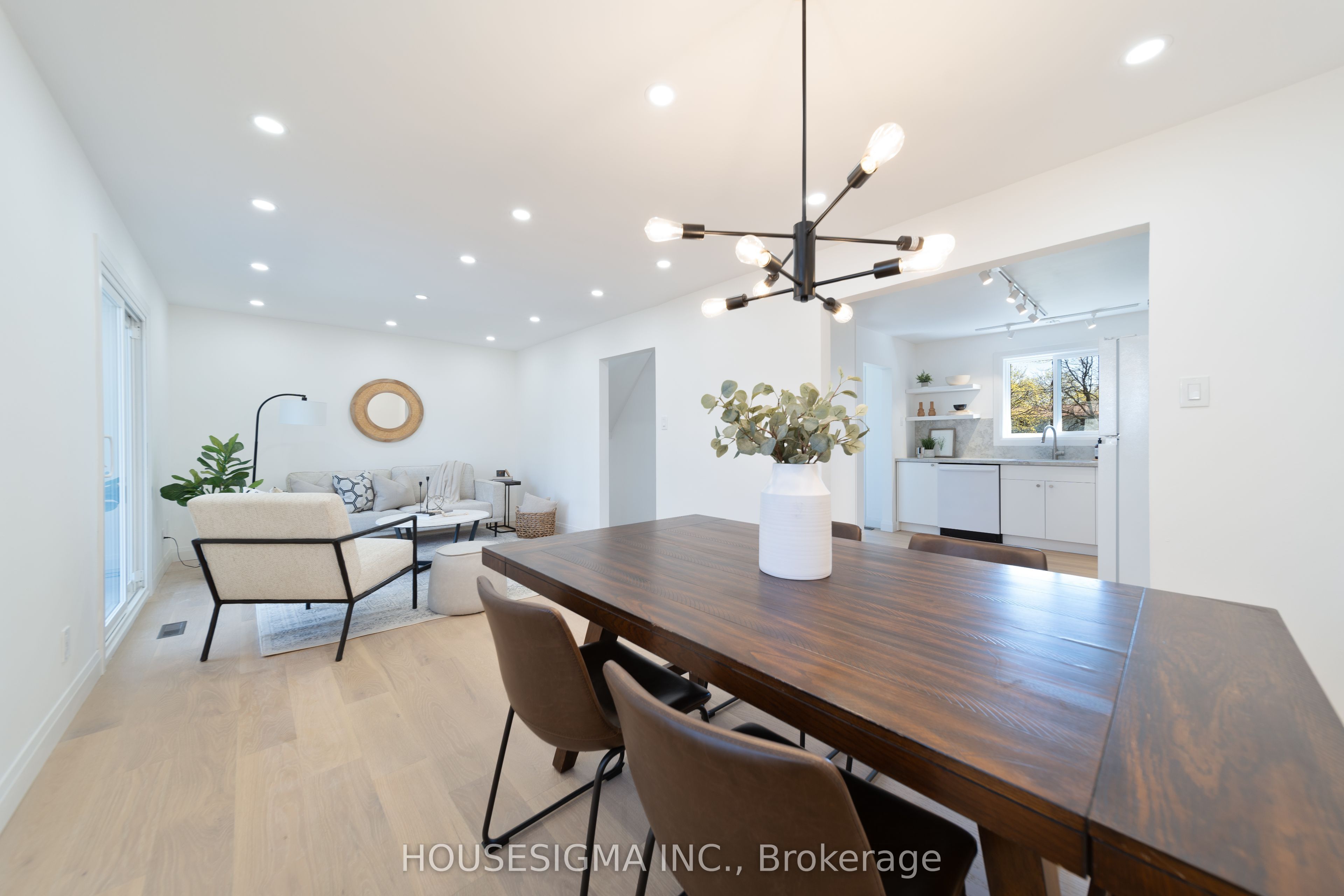 Photo of Listing #X11966975