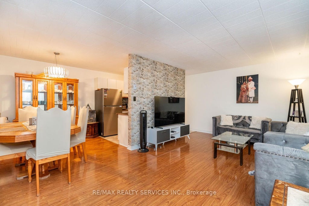 29 West Avenue W 302, Kitchener