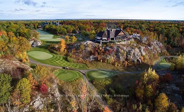 120 Carrick Trail 313, Gravenhurst