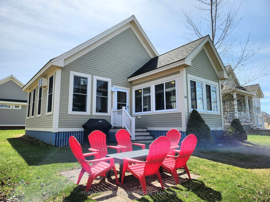 34 Meadow View Lane, Prince Edward County