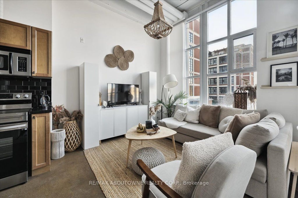 404 King Street W 232, Kitchener