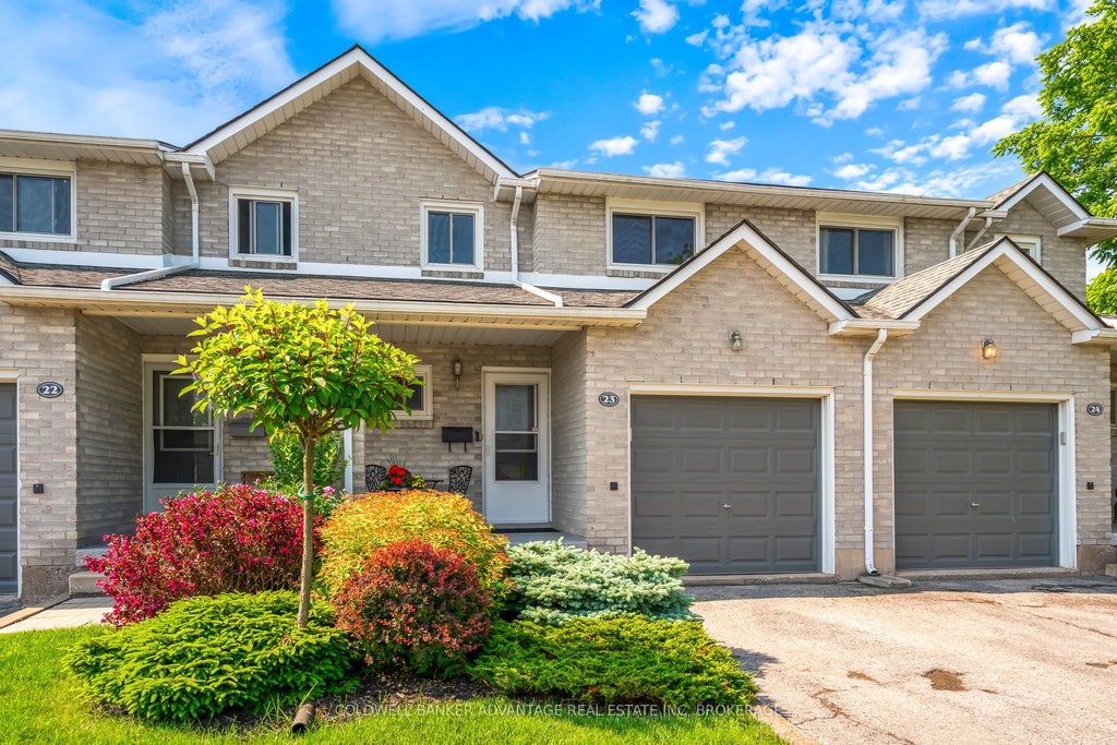 125 Woodlawn Road 23, Welland