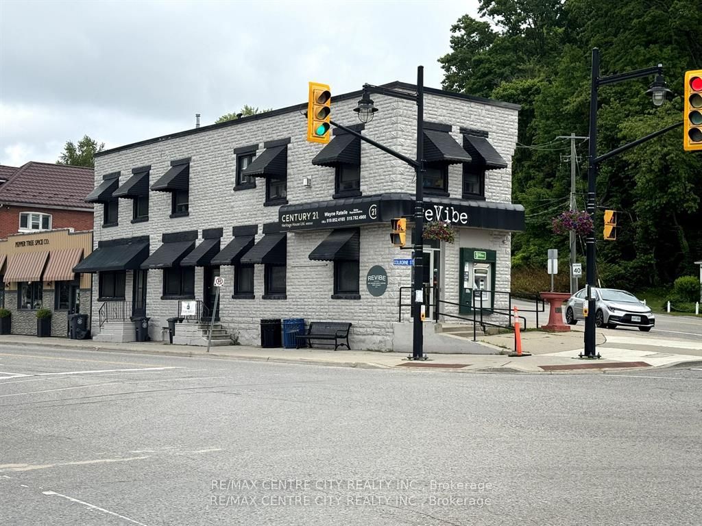 221 Colbornne Street 3, Central Elgin