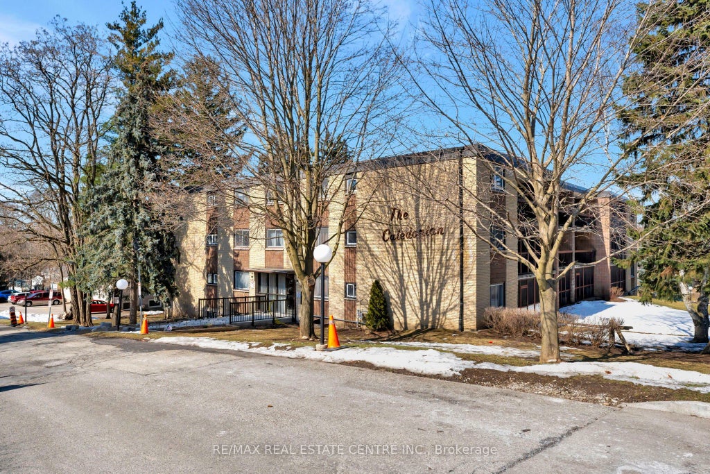 944 Caladonia View, Cambridge