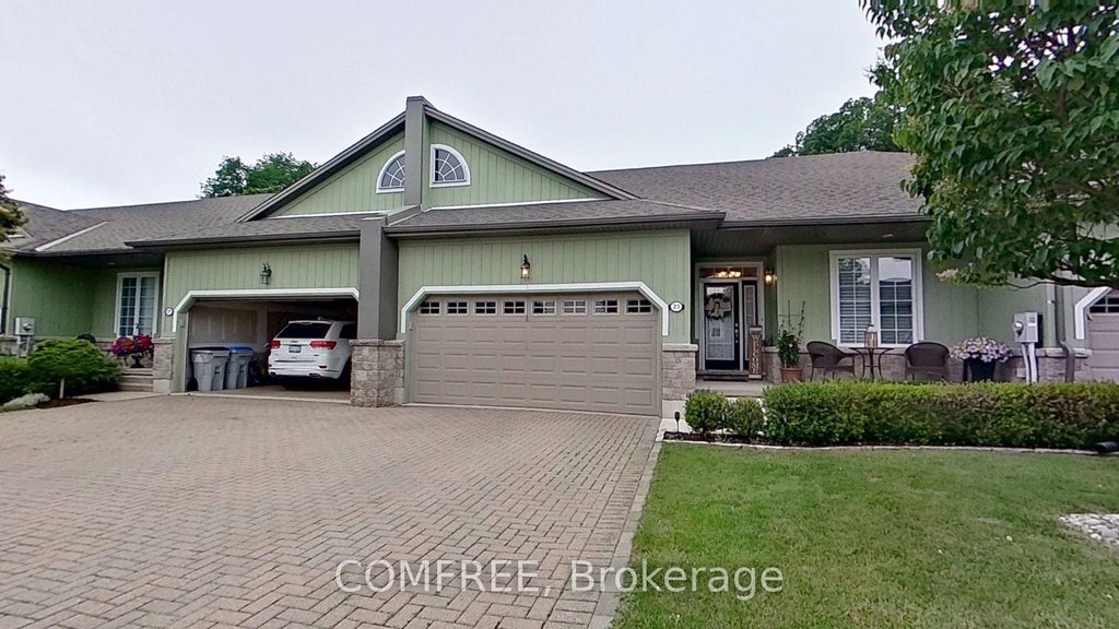 23 Oakwood Links Lane 23, South Huron