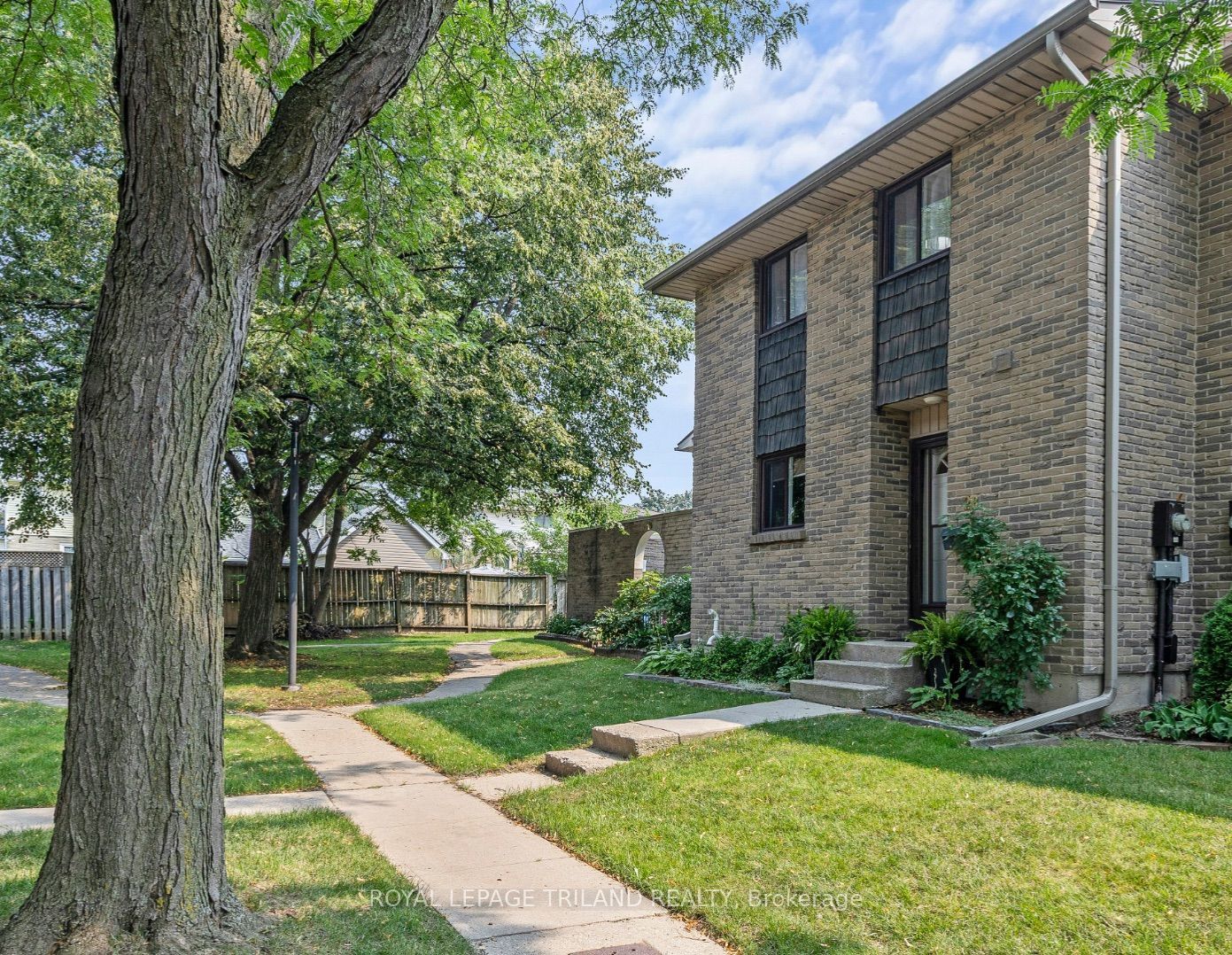 Photo of Listing #X12323627