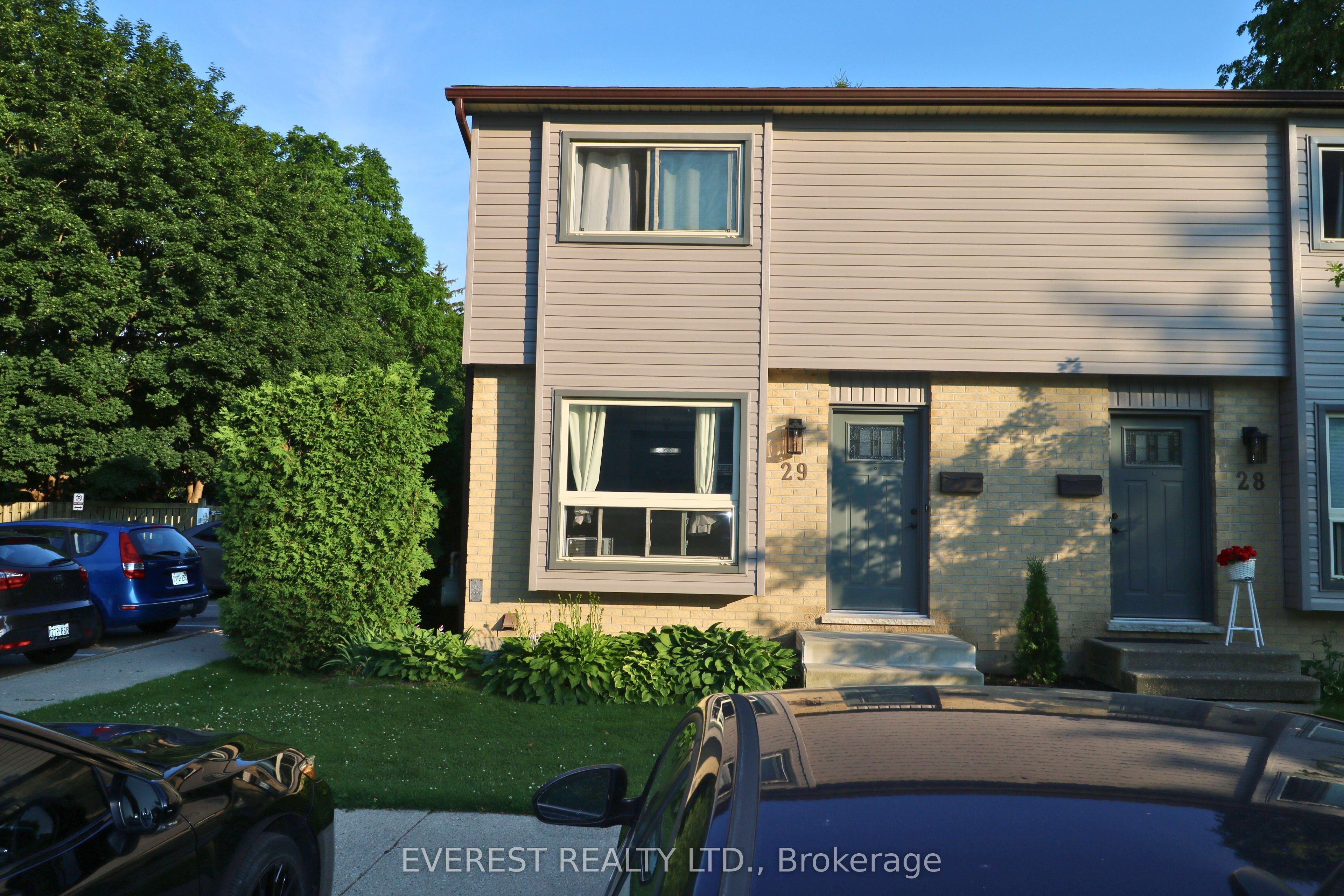 Photo of Listing #X12325888