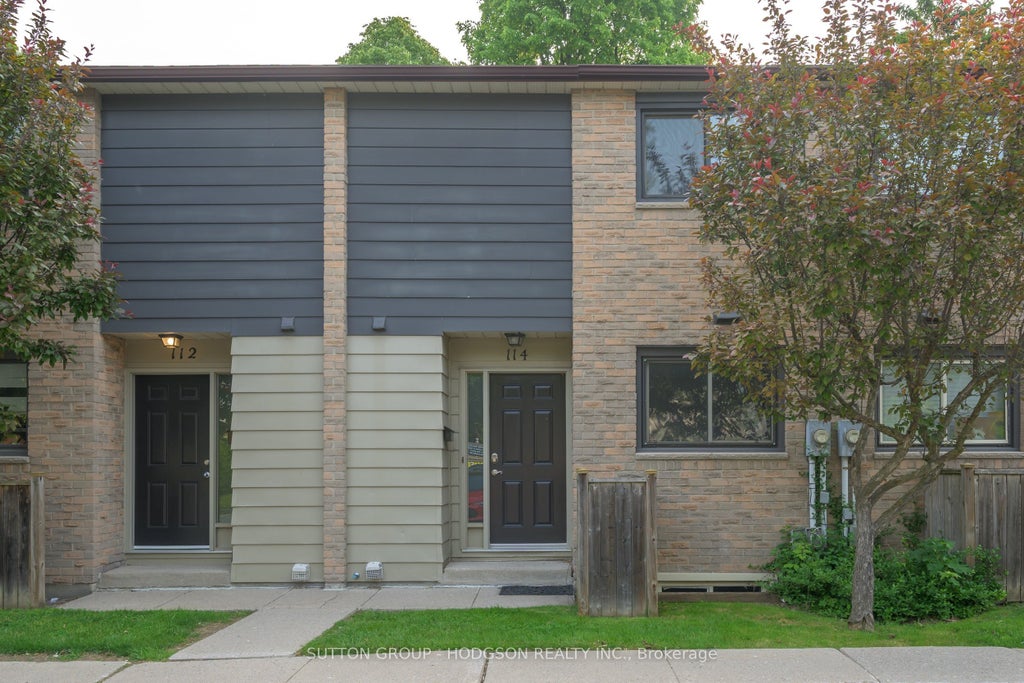 40 Summit Avenue 114, London North