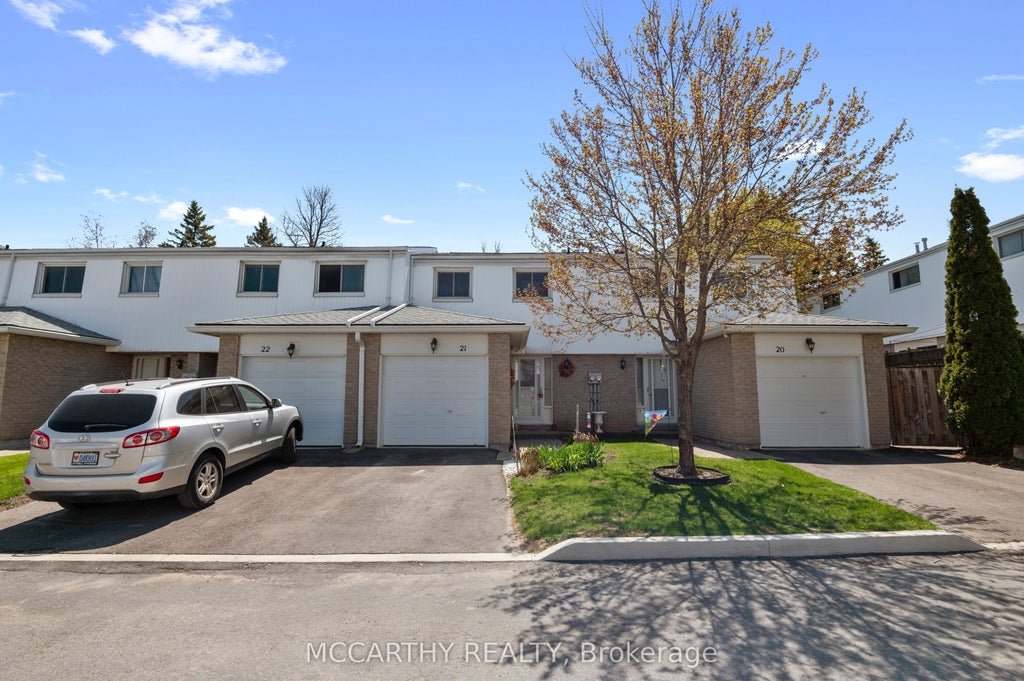 325 William Street 21, Shelburne