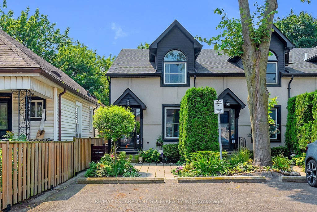 23 Macaulay Street W 3, Hamilton