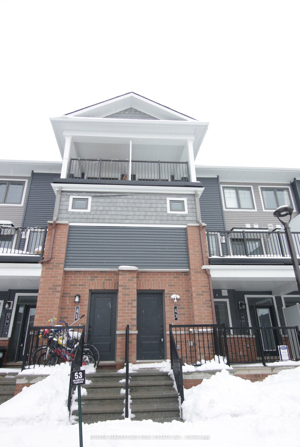 43 Zoisite Private, Barrhaven
