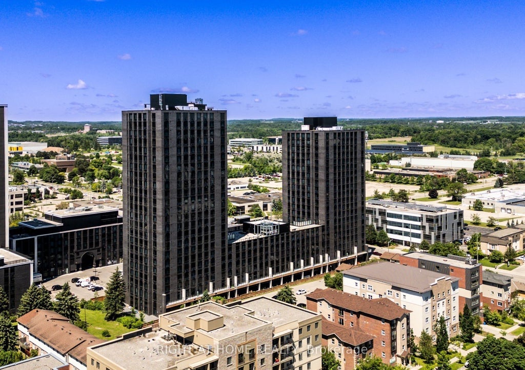 145 Columbia Street W 2032, Waterloo