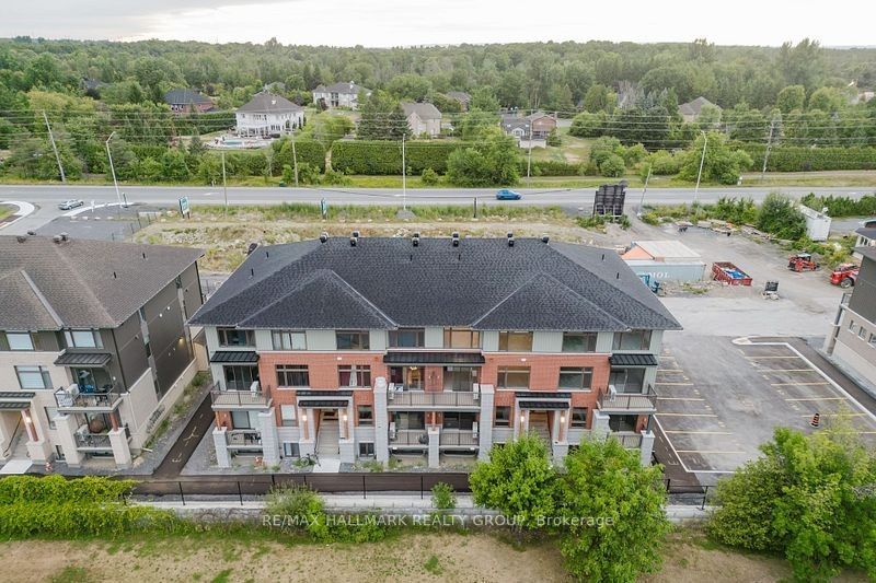 609 Silhouette Private, Barrhaven