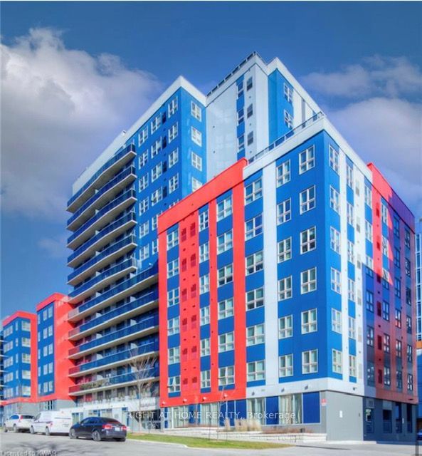 258b Sunview Street 2515, Waterloo