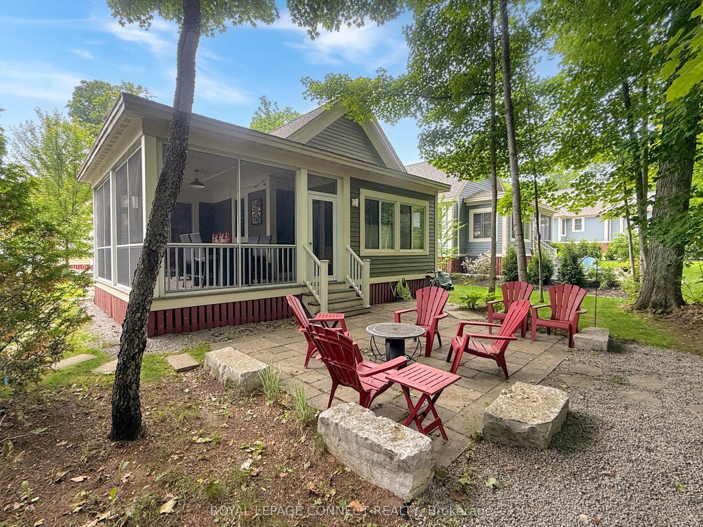 50 Hollow Lane 209, Prince Edward County