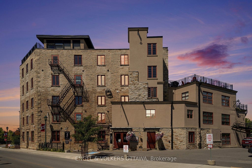 7 Mill Street 103, Mississippi Mills