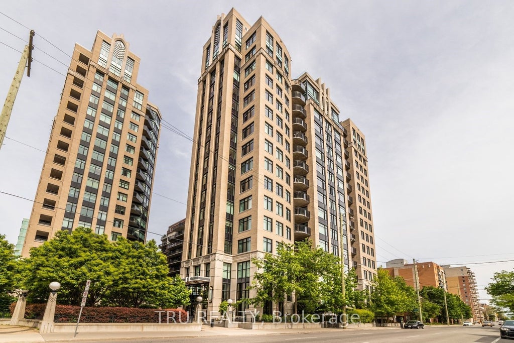 245 Kent Street 807, Ottawa Centre