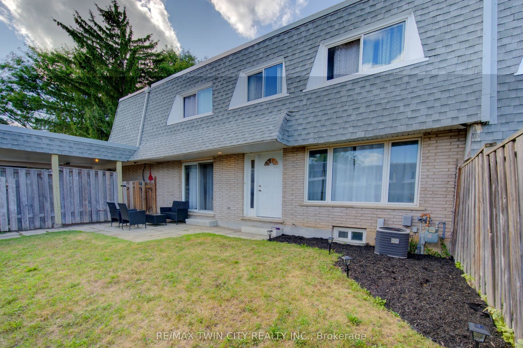 14 Williamsburg Road 47, Kitchener