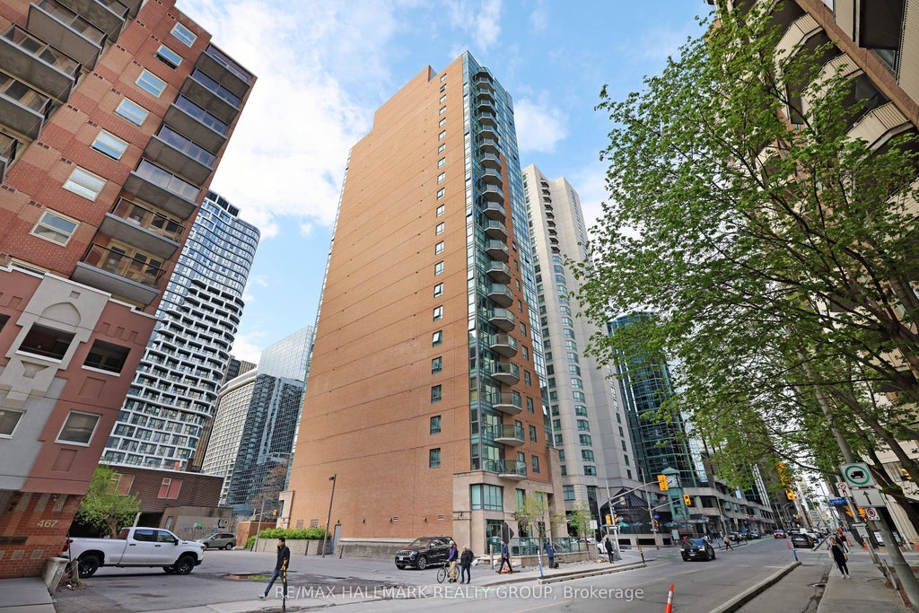 445 Laurier Avenue W 405, Ottawa Centre