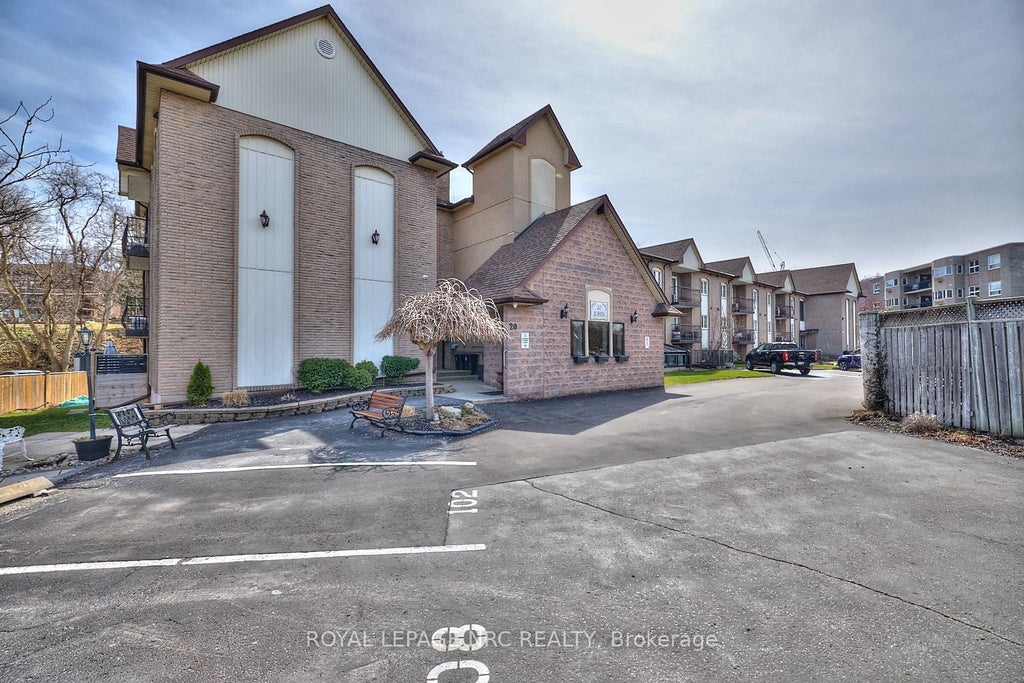 20 John Street 109, Grimsby